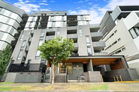Spacious and Family Ideal Apartment with Good View in Prime Location! current lease end June 2027