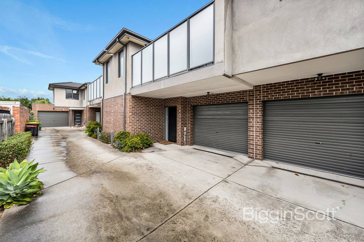 2/10 Stephenson Street, Springvale VIC 3171