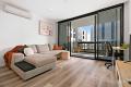 Contemporary Bright Apartment in Former Channel Nine Studios