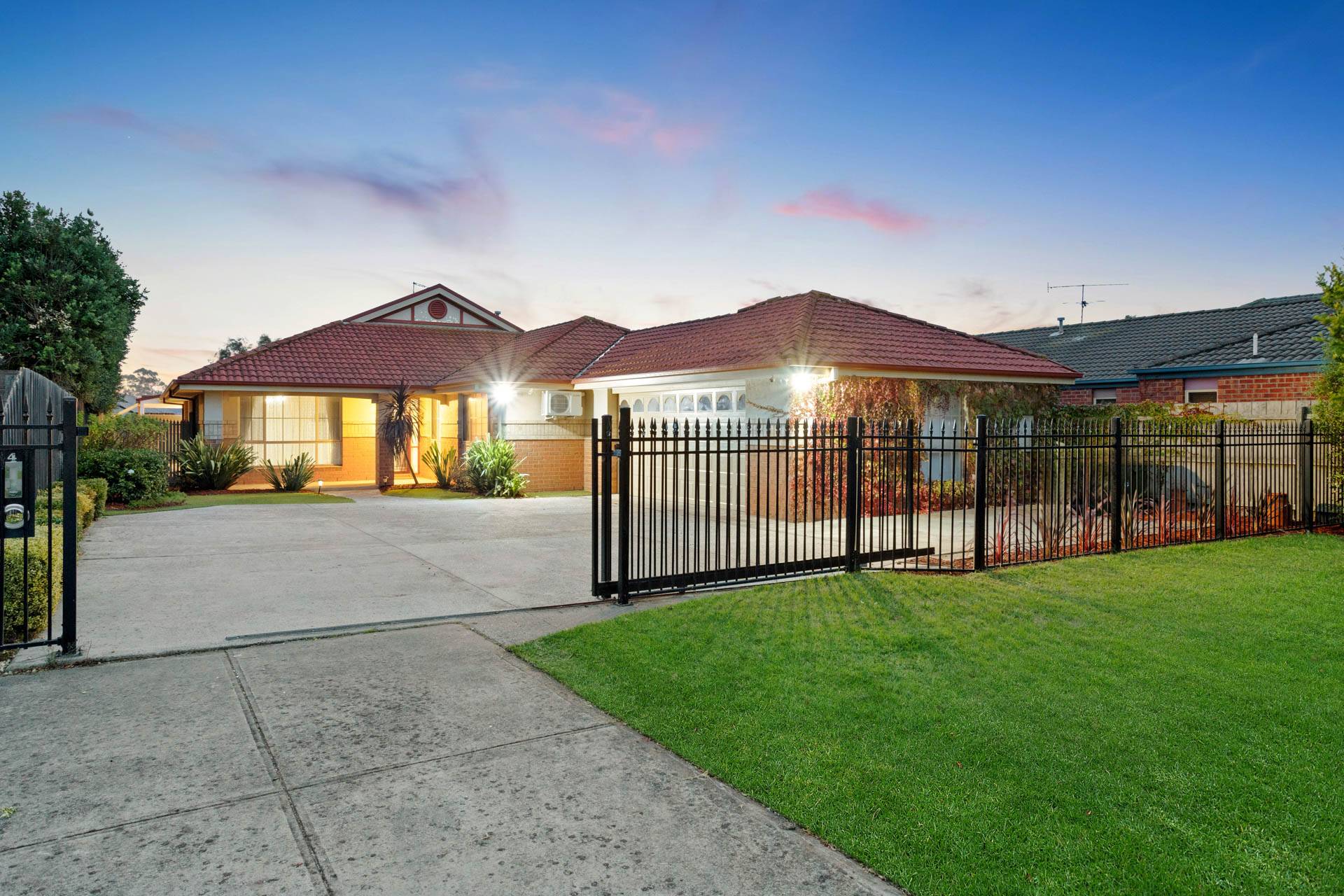 4 Giulia Place, Skye VIC 3977