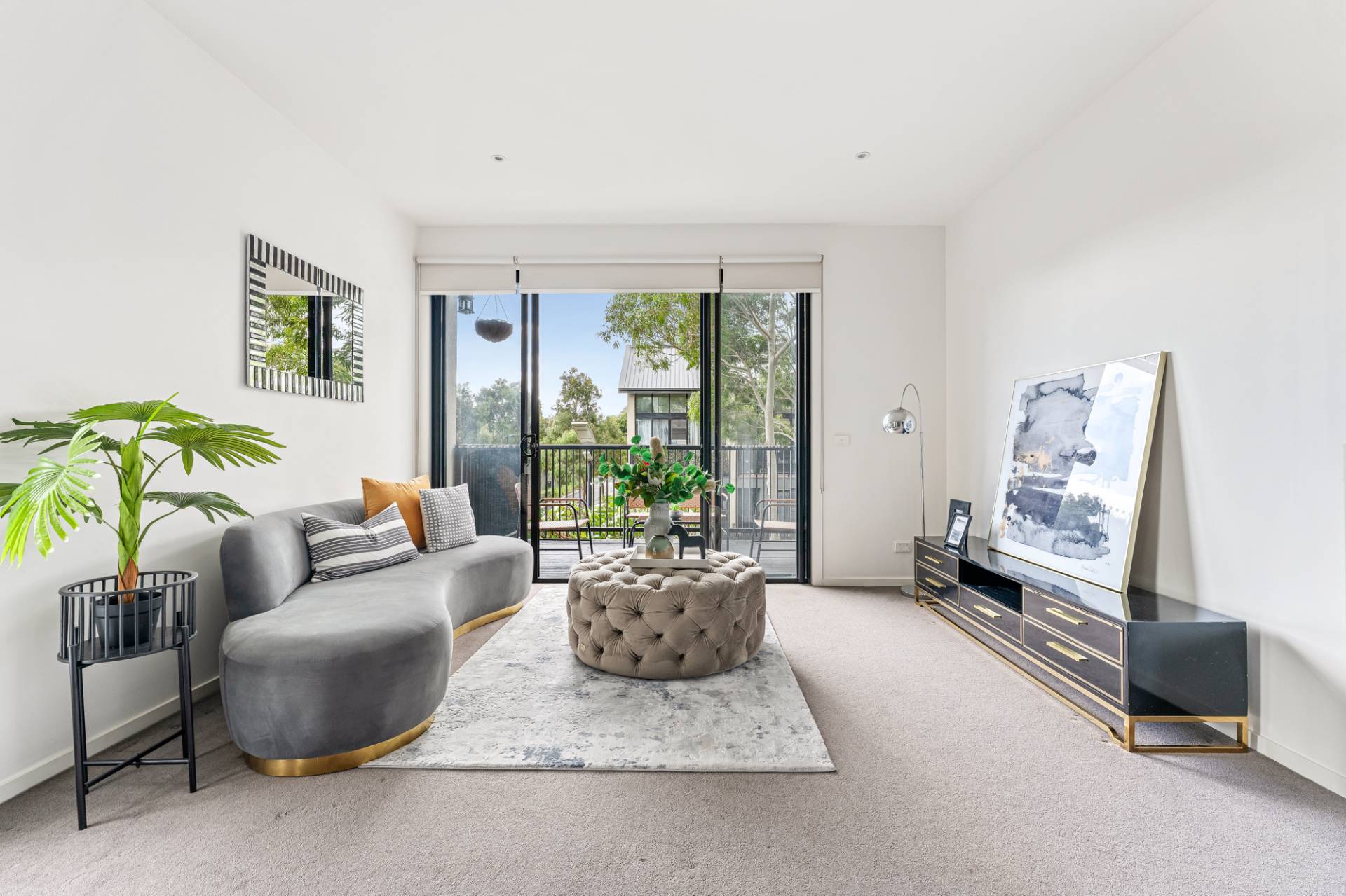 2 Central Park Walk, Cheltenham VIC 3192, Cheltenham - Thumbnail 2