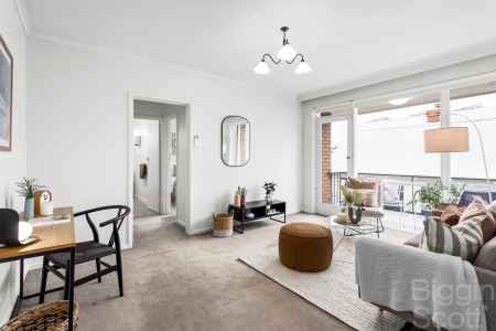 Parkside Perfection – Offered for the first time!