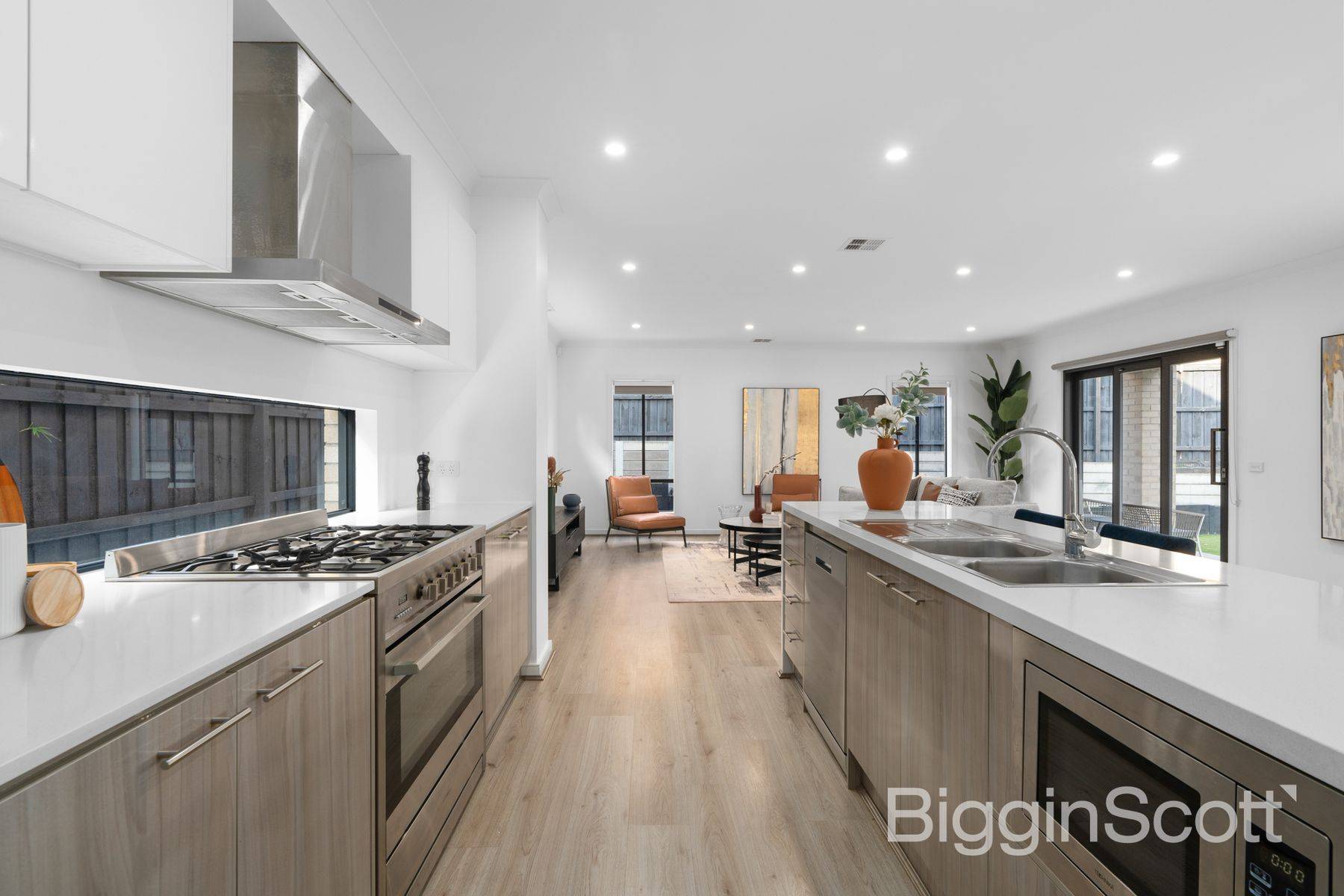6 Foliage Way, Doncaster VIC 3108, Doncaster - Thumbnail 3