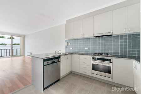 Impressive Abode In Convenient Locale