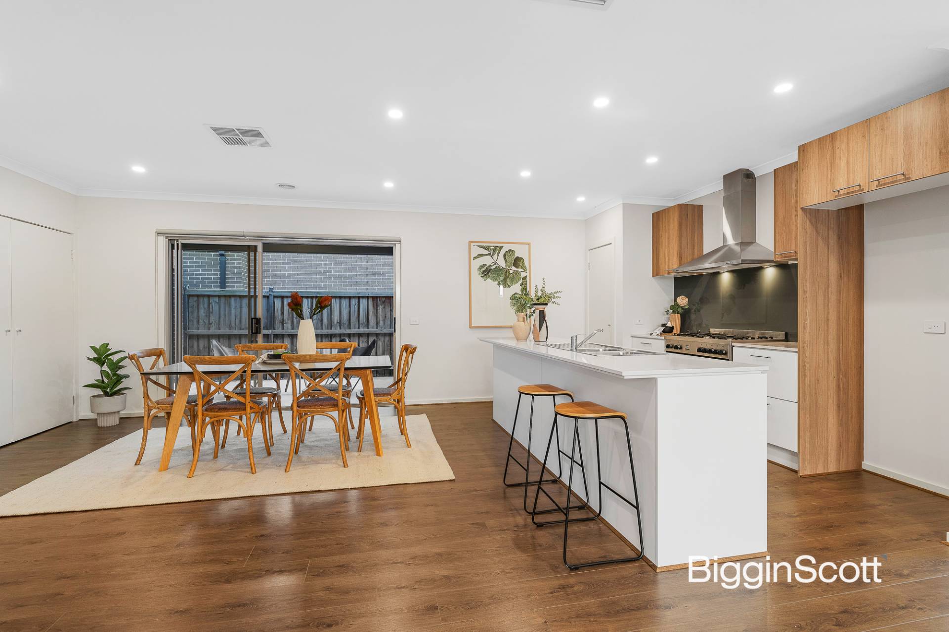 6 Warmbrunn Crescent, Berwick VIC 3806, Berwick - Thumbnail 3