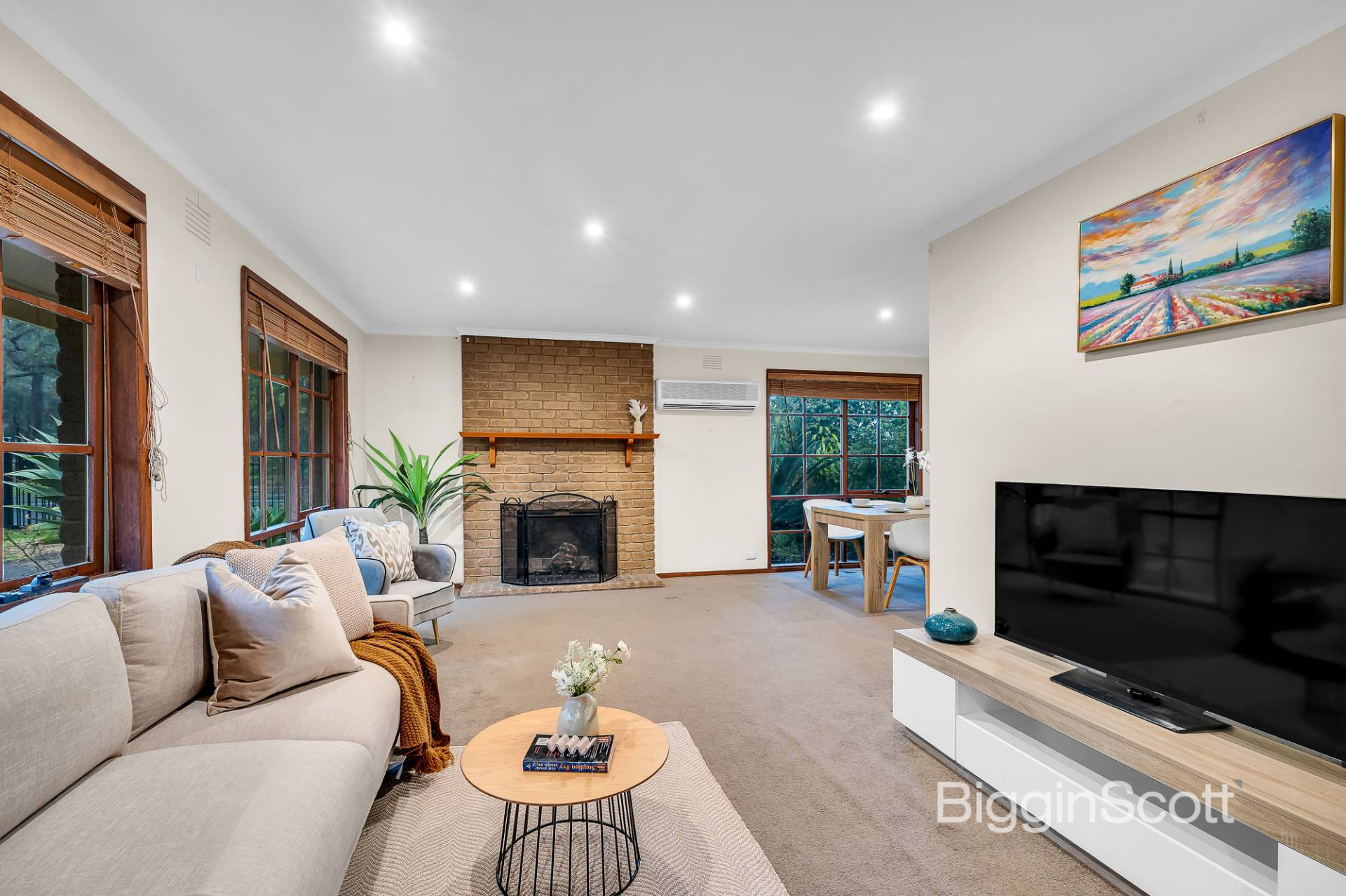 68 Wallace Road, Wantirna South VIC 3152, Wantirna South - Image 1