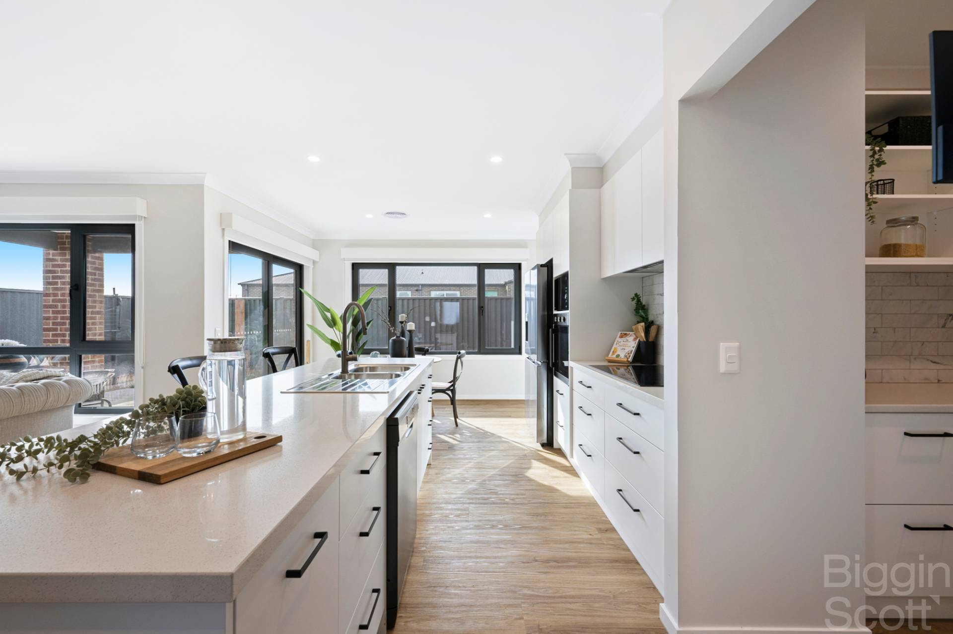18 Poole Way, Lucas VIC 3350, Lucas - Thumbnail 3