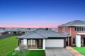 FAMILY ENTERTAINER WITH TWO ENSUITES IN THE MOST DESIRABLE PART OF TARNEIT!!