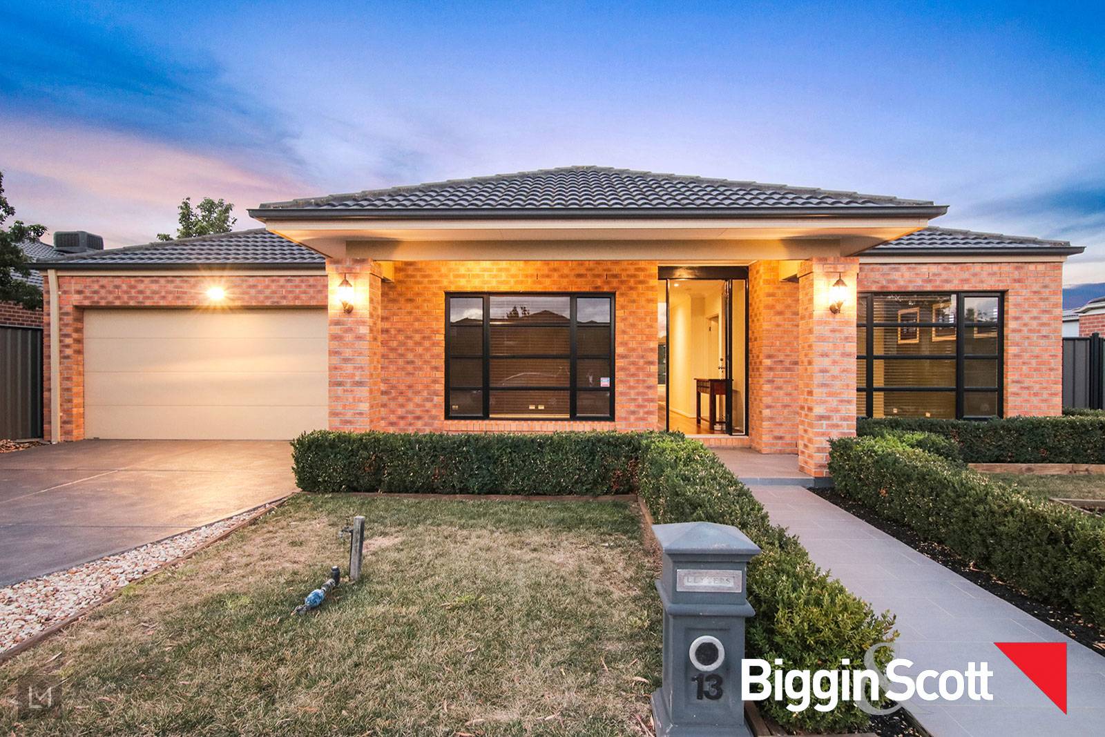 13 Mandora Grange, Tarneit VIC 3029, Tarneit - Thumbnail 2