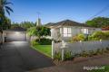 Serene Family Retreat: Contemporary 4-Bedroom House in Glen Waverley