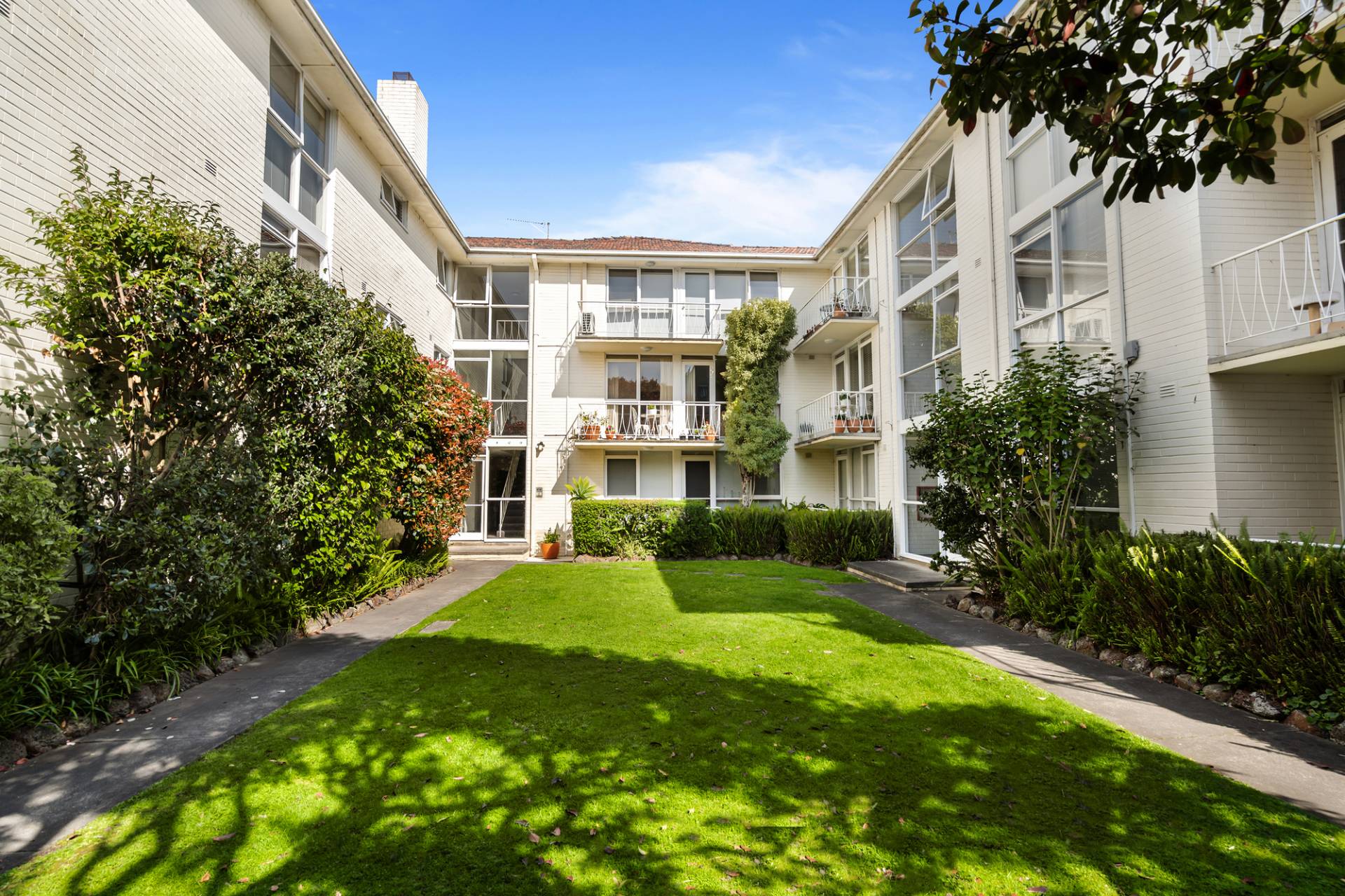 8/93 Mathoura Road, Toorak VIC 3142