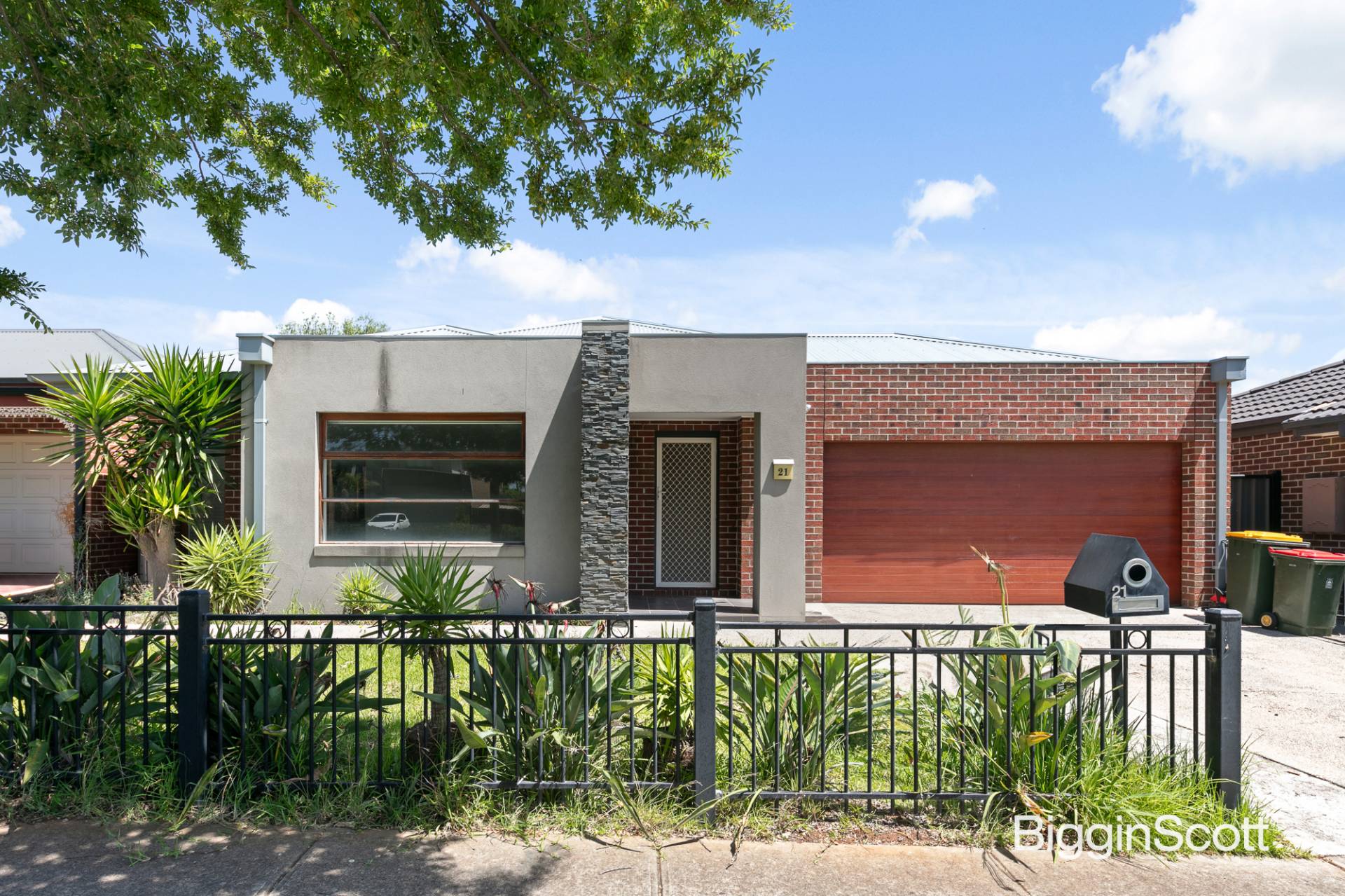 21 Penrose Promenade