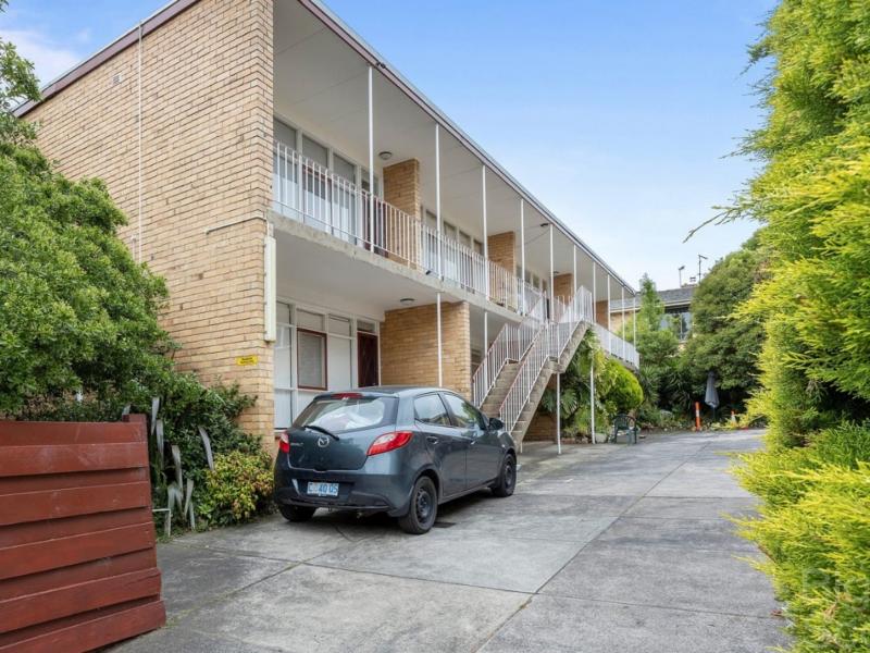 Appealing entry level living in Hawthorn East