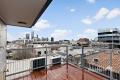 MODERN TOWNHOUSE WITH ROOFTOP TERRACE IN COVENIENT LOCATION!