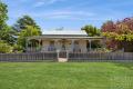 Tranquil Country Cottage with Charm and Character in Daylesford