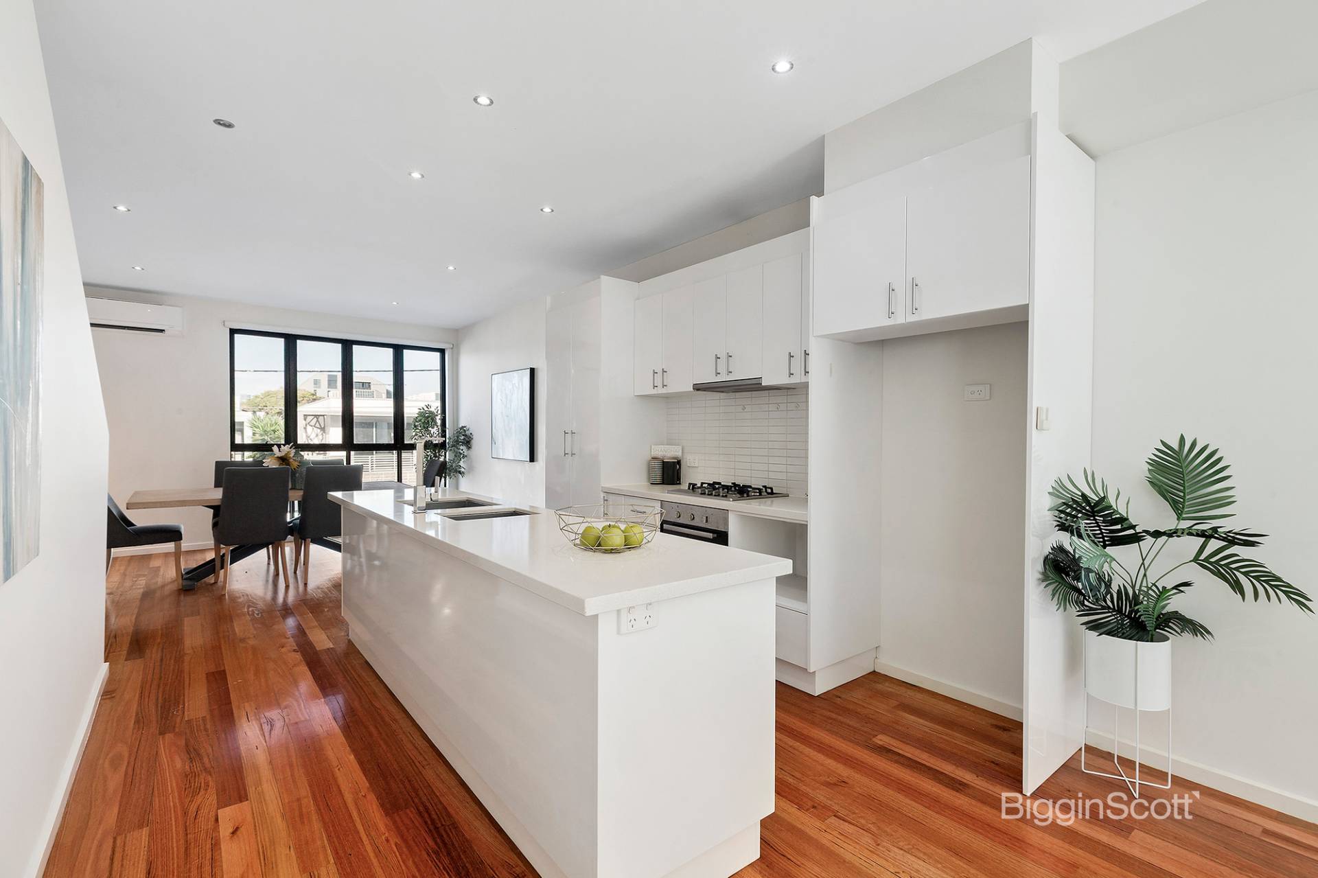 9 Laity Street, Richmond VIC 3121, Richmond - Thumbnail 4