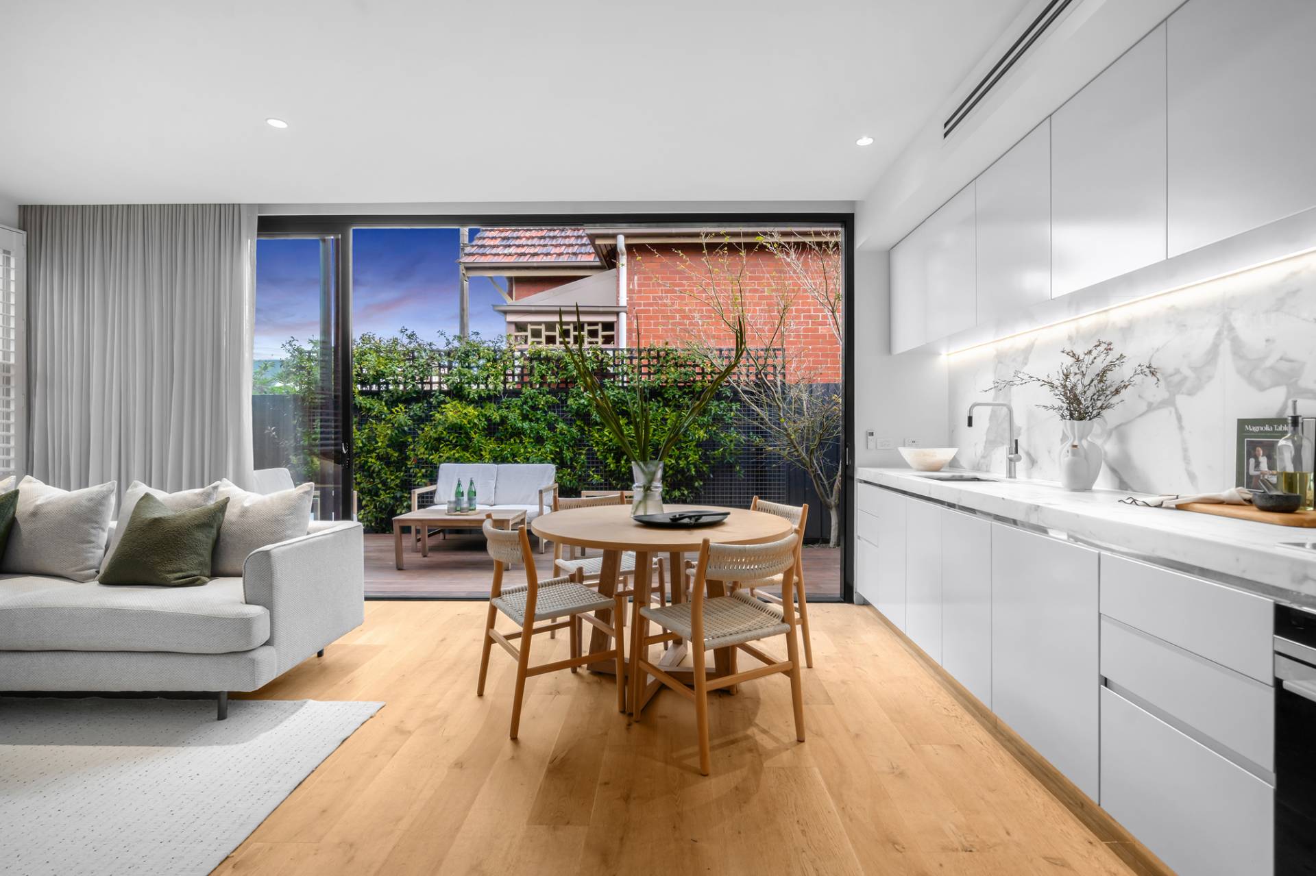 62 Duke Street, Windsor VIC 3181, Windsor - Thumbnail 2