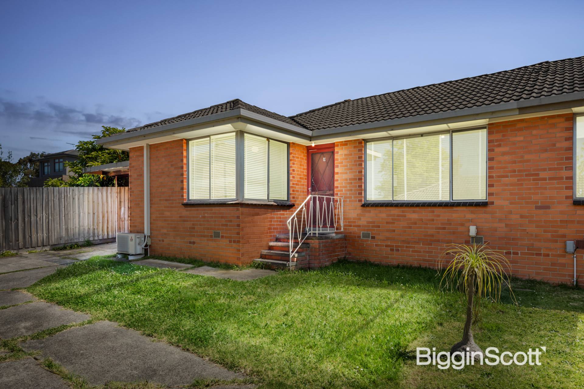 4/24 Creek Rd, Mitcham VIC 3132