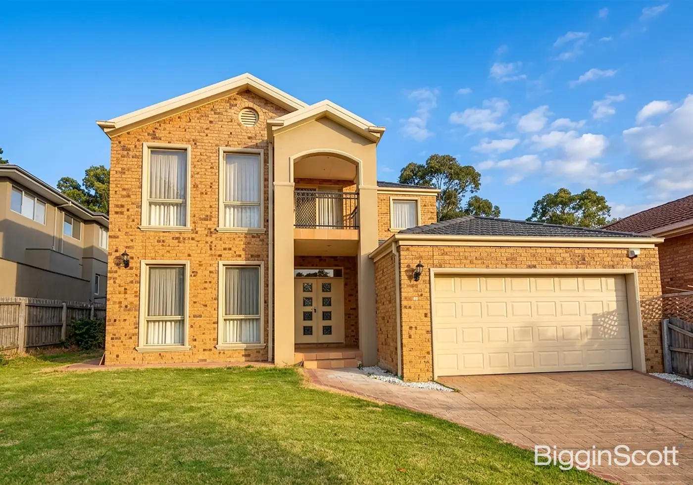 42 Dunscombe Avenue, Glen Waverley, VIC, Glen Waverley - Thumbnail 2