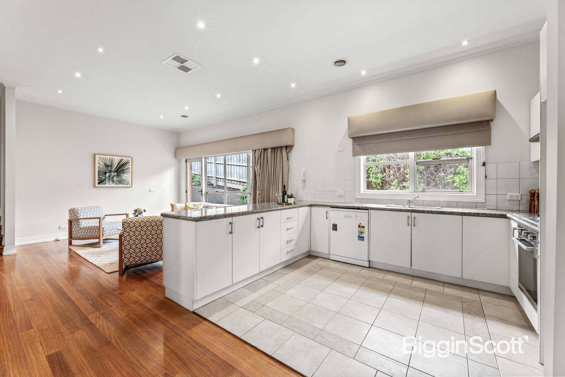 38A Windella Quadrant, Doncaster VIC 3108, Doncaster - Thumbnail 3