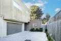 3 Bed Townhouse in Prime Glen Waverley Location 