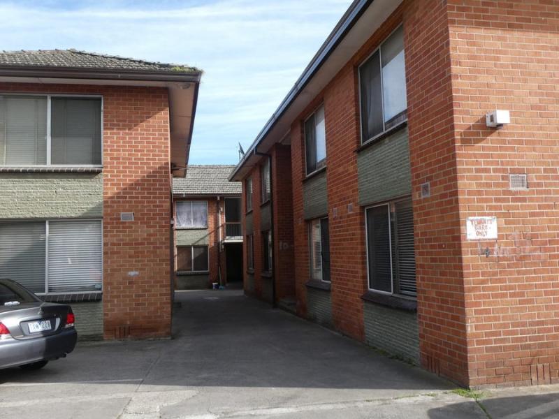 Spacious 2-Bedroom Flats for Rent in the Heart of Springvale