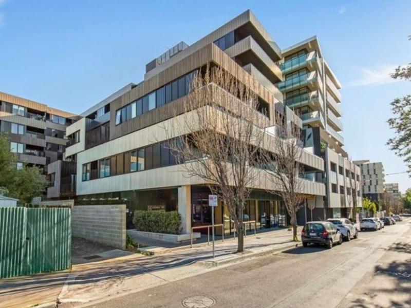 Sleek and stylish apartment moments from Glenferrie Road