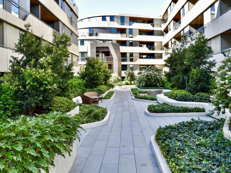 The Best of One Bedroom in the Prestigious Hawthorn Park Complex