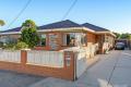 Family Home or Project Site in Desirable Altona North Location - 13km from the city CBD!