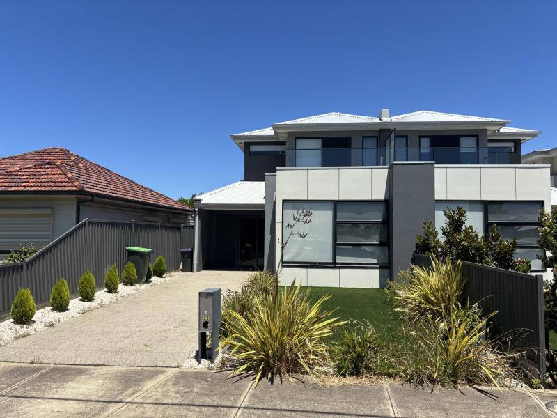 Spacious Townhouse In Sought After Location! 