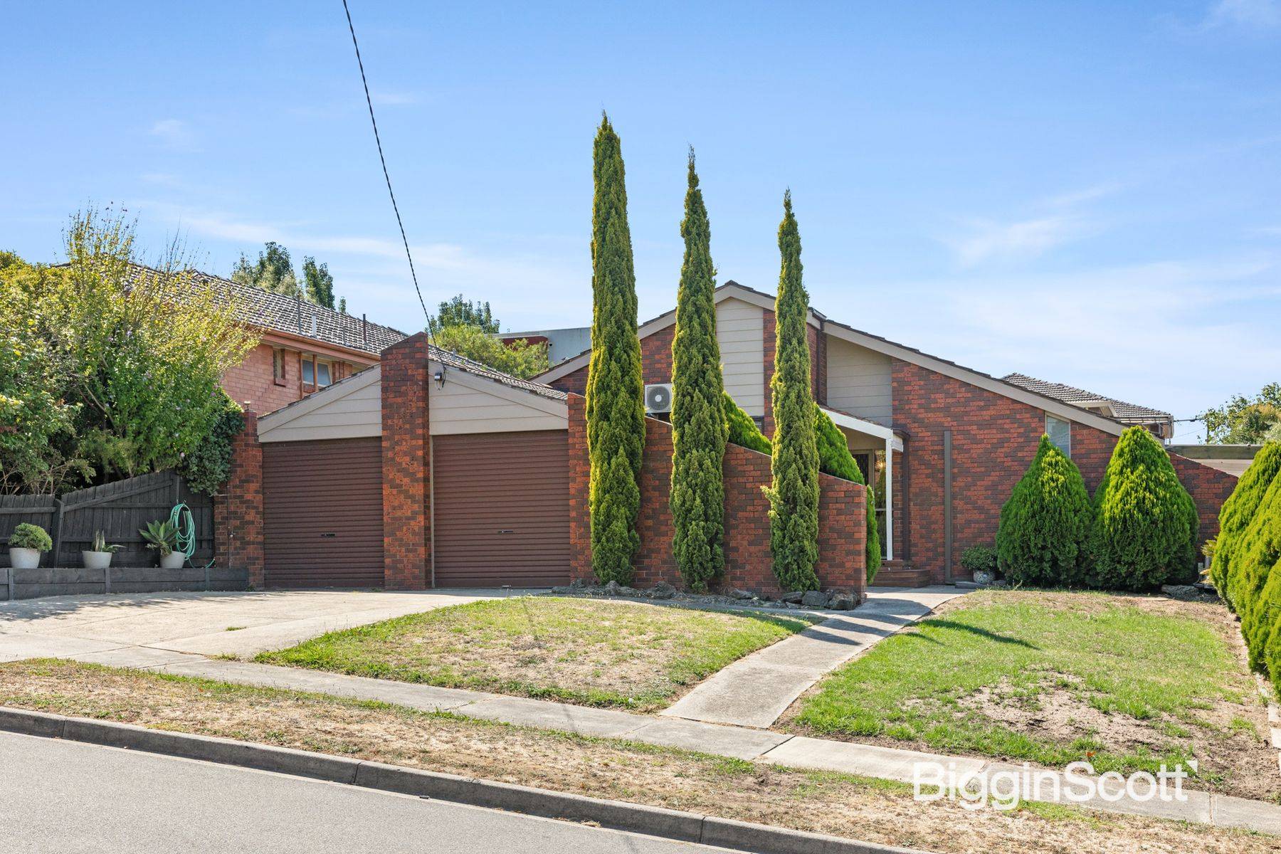 19 Winston Drive, Doncaster VIC 3108