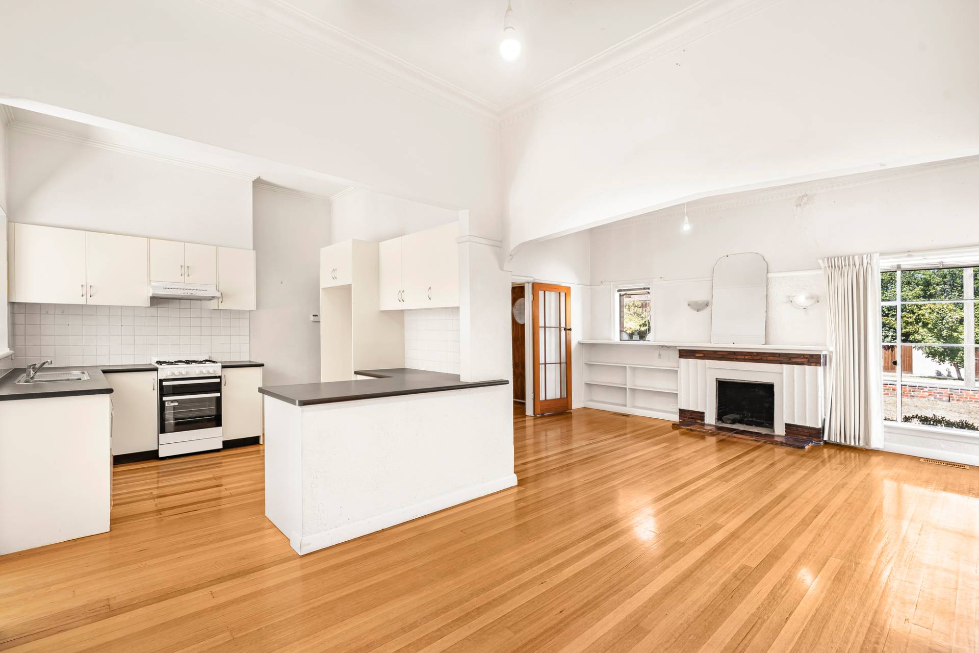 19 Great Valley Road, Glen Iris VIC 3146, Glen Iris - Thumbnail 3