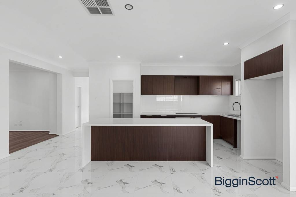 58 Dandelion Crescent, Rockbank VIC 3335, Rockbank - Thumbnail 5