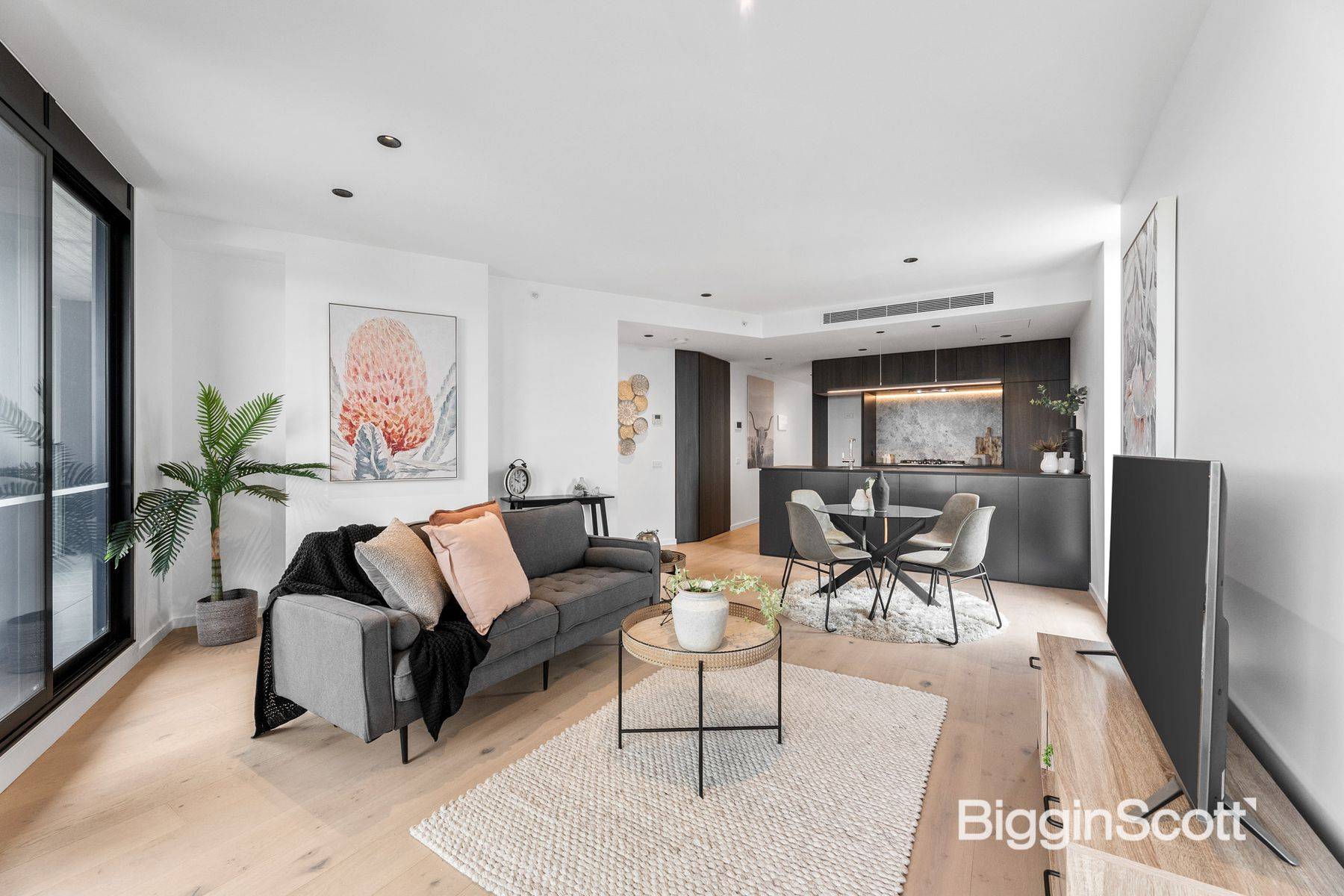 902/112 High Street, Kew VIC 3101, Kew - Thumbnail 3