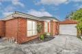 Sought-After and Low Maintenance 3 Bedroom Unit in Glen Waverley