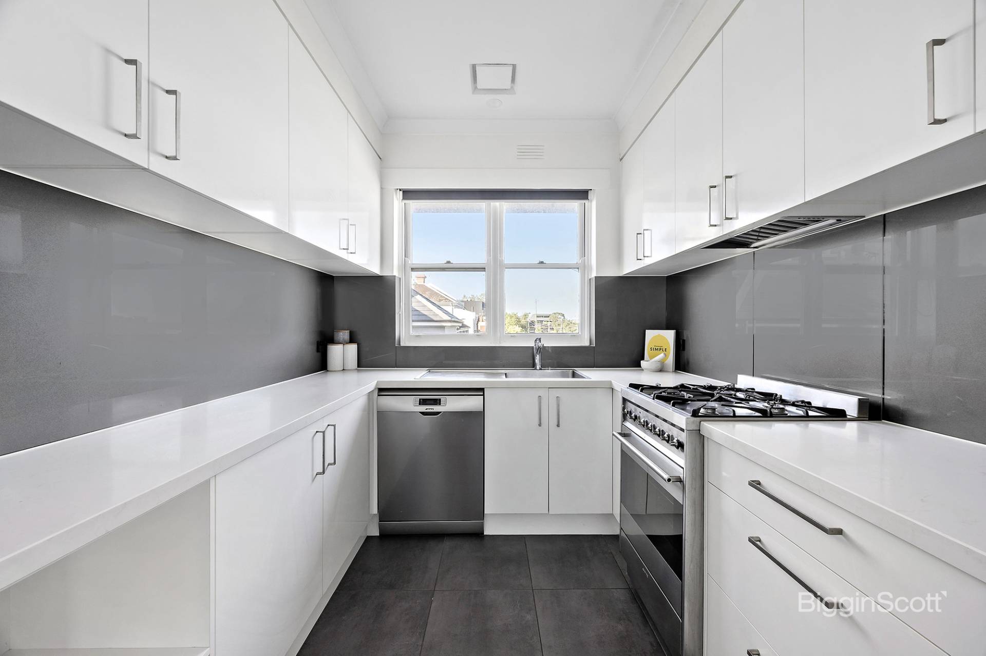 5/24 Mathoura Road, Toorak - Thumbnail 6