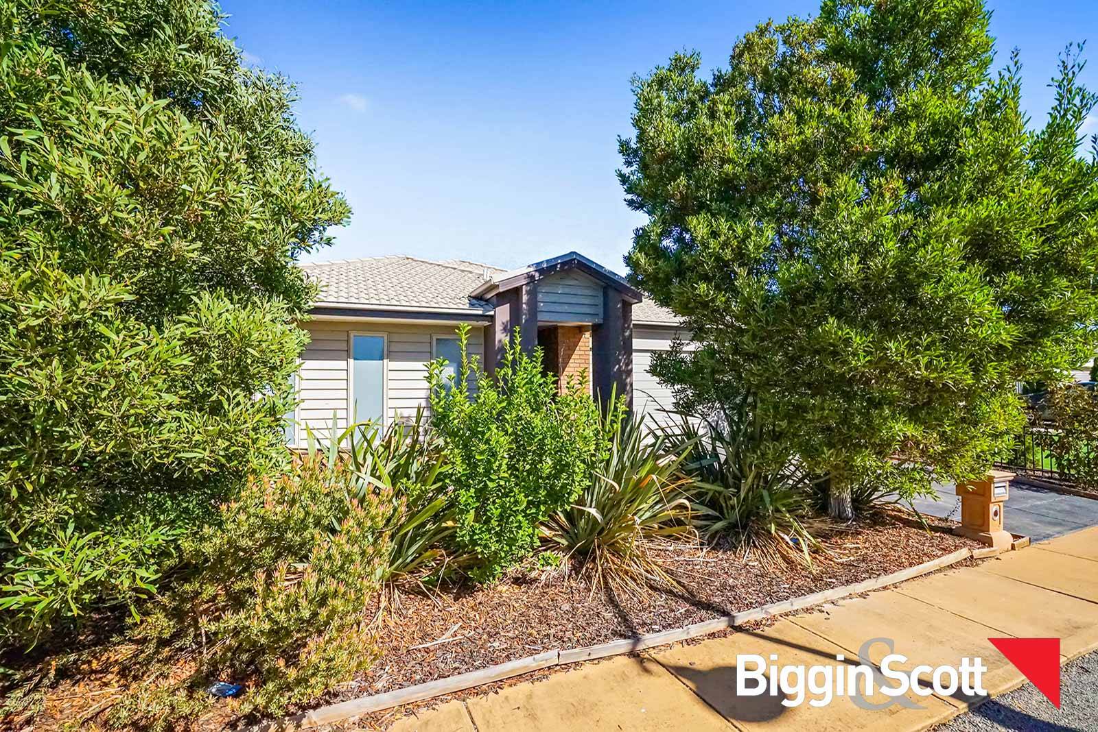57 Brownlow Drive, Point Cook VIC 3030, Point Cook - Thumbnail 2
