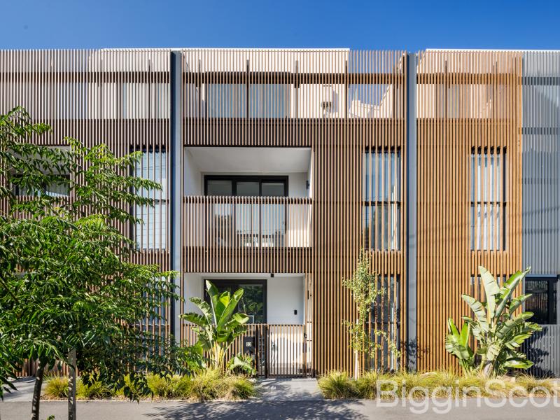 Modern Living with City Views