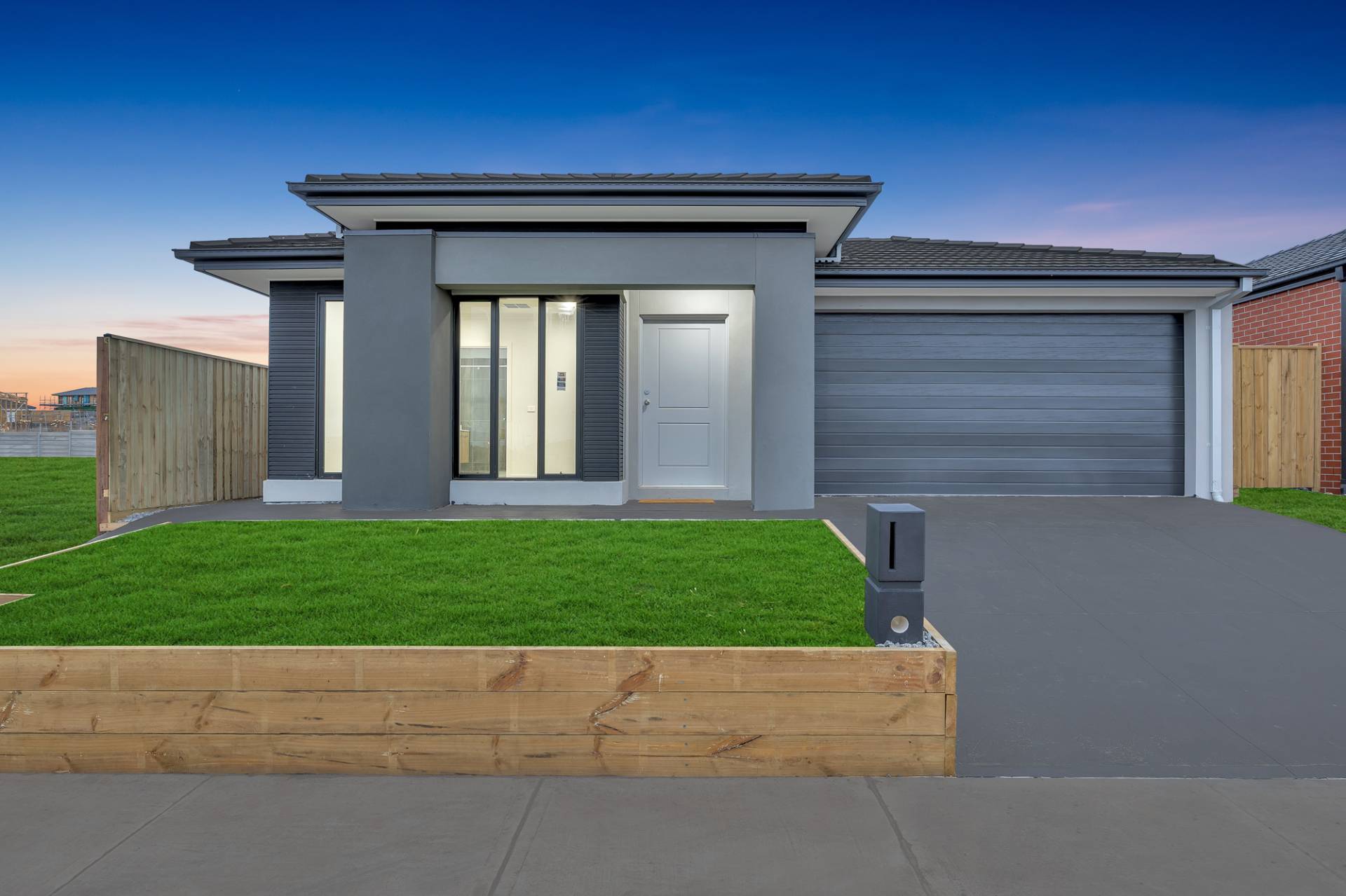 27 Winfred Drive, Mambourin VIC 3024