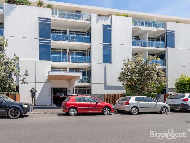 **UNDER APPLICATION** BEACH LIVING AT ITS BEST