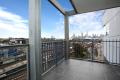 DIVINE ONE BEDROOM APARTMENT WITH BRILLIANT VIEWS IN RICHMONDS BEST POCKET!!