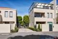 FANTASTIC 3 LEVEL TOWNHOUSE IN WELL MAINTAINED BLOCK, CENTRAL RICHMOND LOCATION