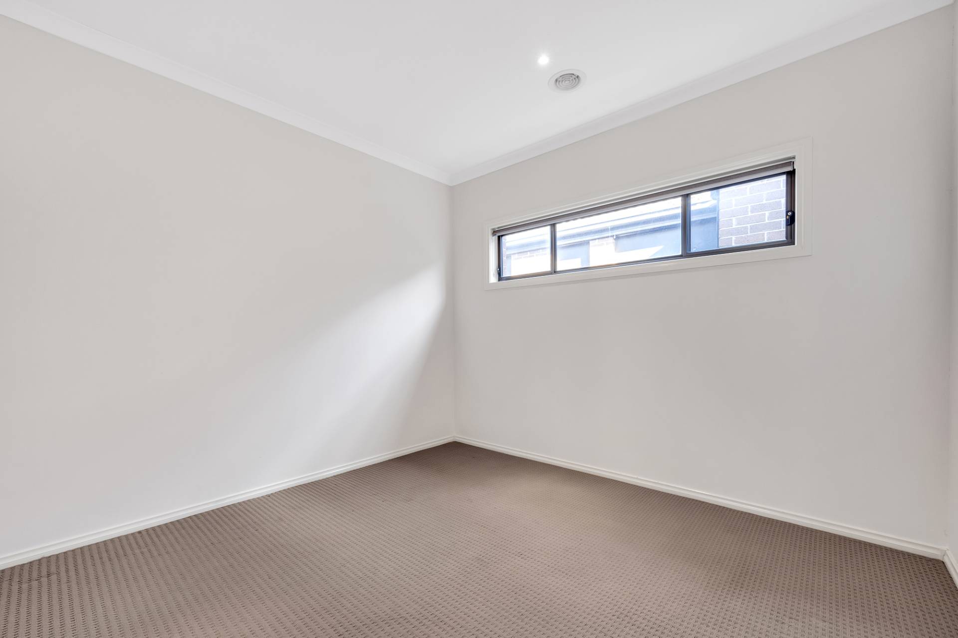 24 Trumpeter Drive, Tarneit VIC 3029, Tarneit - Thumbnail 8