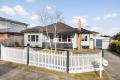 SENSATIONAL SPACE, WELL-PRESENTED INTERIORS, ENVIABLE LOCATION!