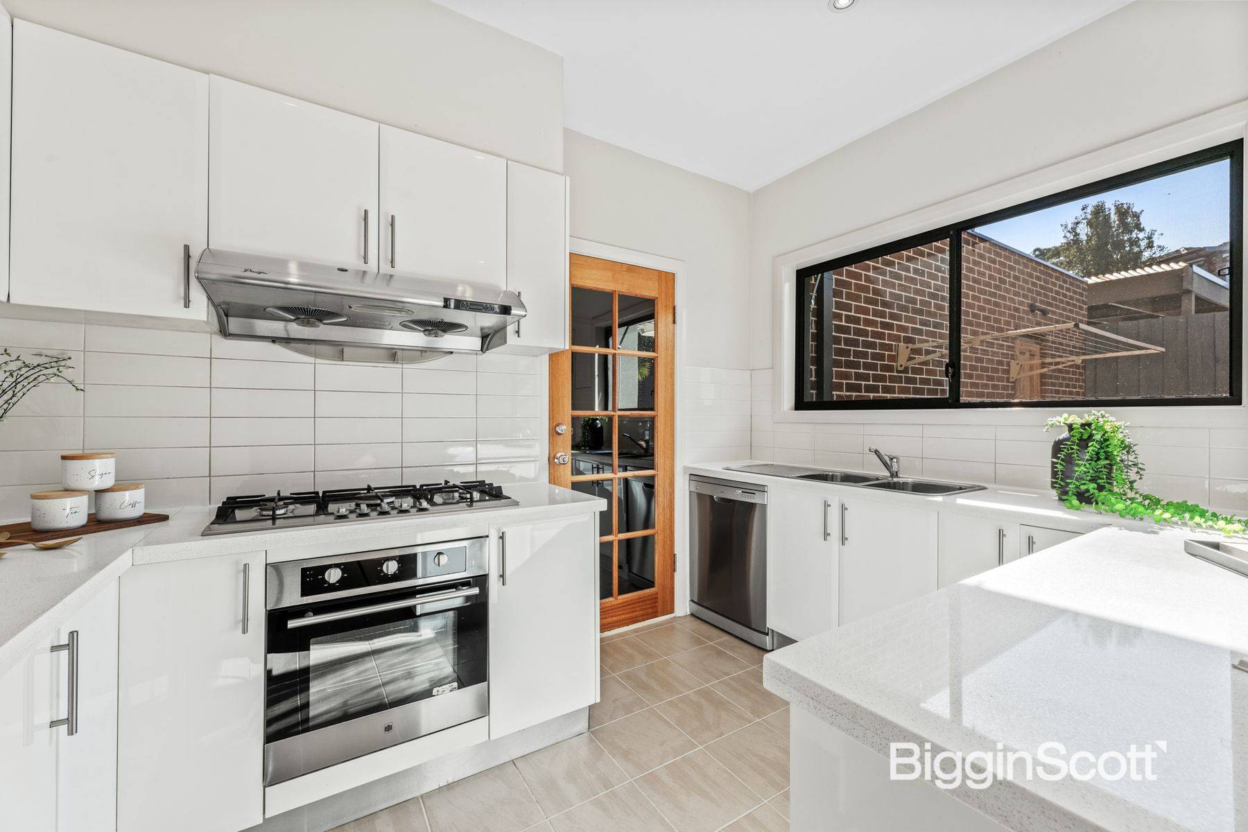2/17 High Street, Doncaster VIC 3108, Doncaster - Thumbnail 5
