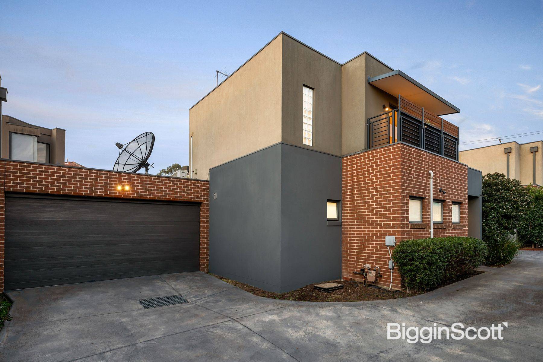 2/17 High Street, Doncaster VIC 3108