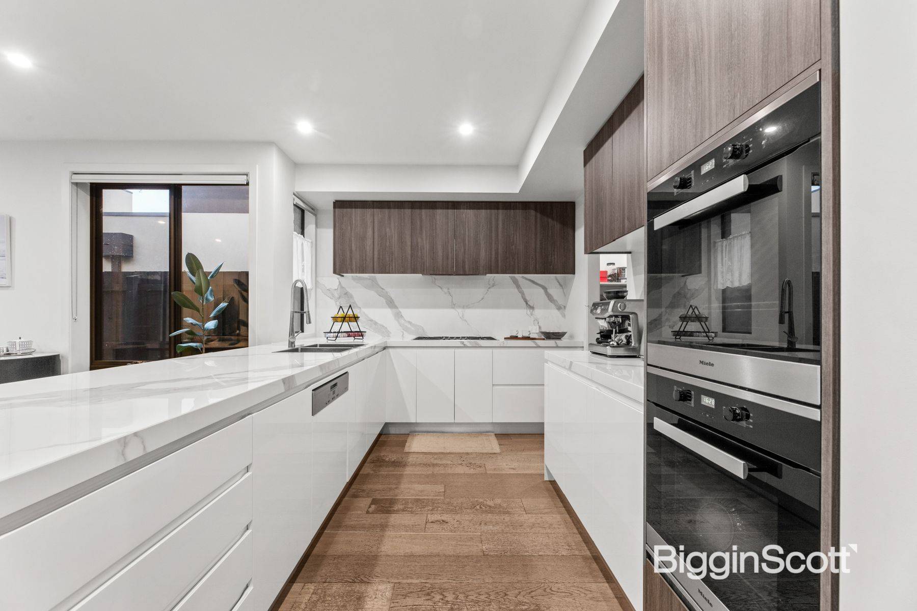 16 Latrobe Avenue, Alphington VIC 3078, Alphington - Thumbnail 6