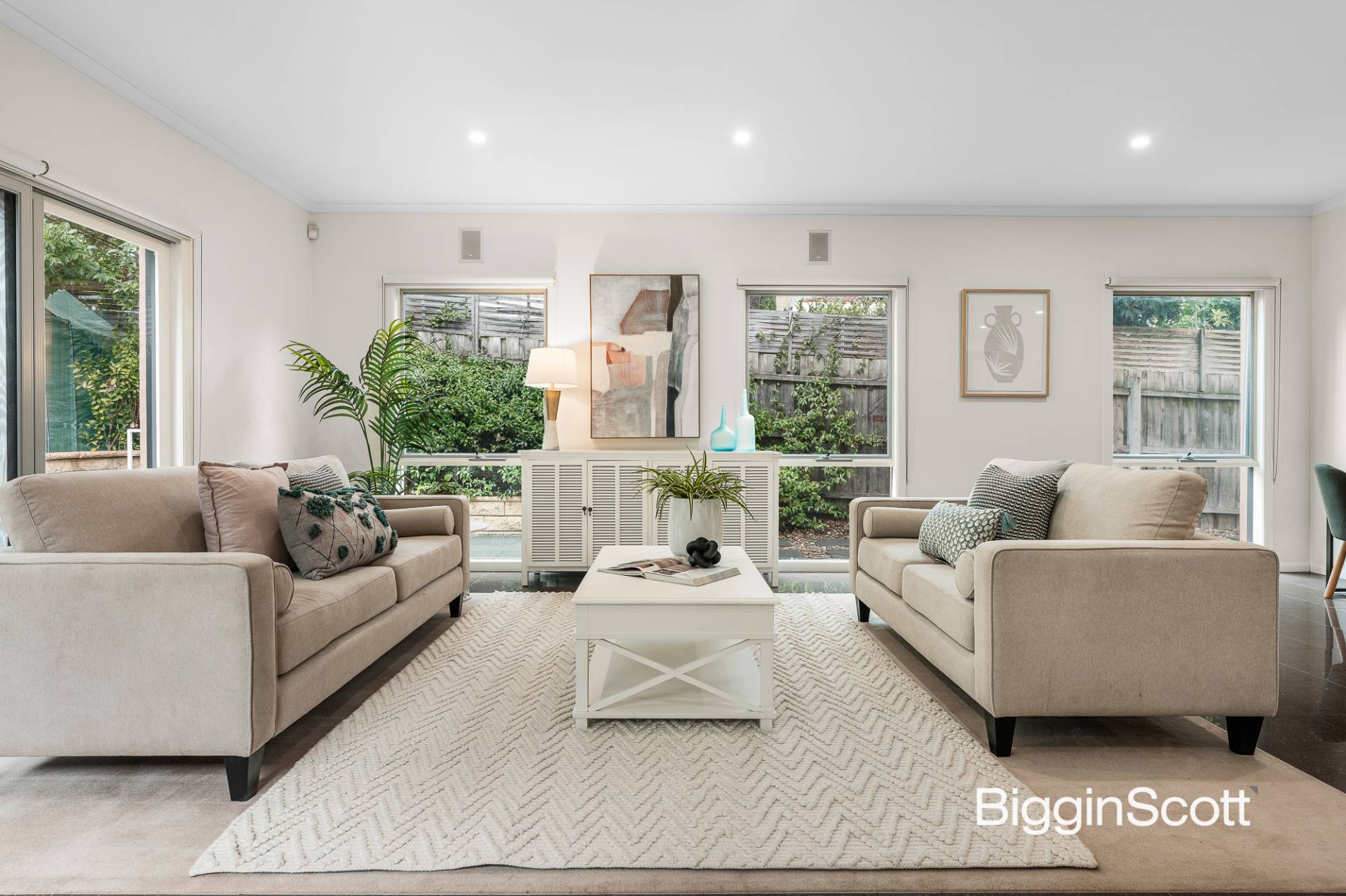 2 Callaghan Avenue, Glen Waverley VIC 3150, Glen Waverley - Thumbnail 2