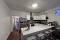 3 BEDROOM MODERN COMFORTABLE HOME WITH 4 SPLIT SYSTEMS