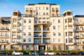 Beachfront Apartment for Lease – Wake Up to Bay Views!